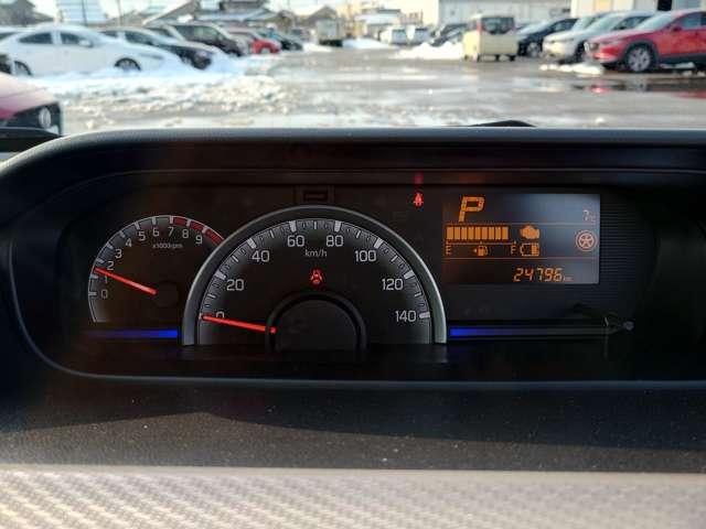 フレア ６６０　ハイブリッド　ＸＧ　レンタカーＵＰ　マニュアルエアコン　ブレーキサポート　パワーウィンドウ　フルセグＴＶ　パワーステアリング　バックカメラ　スマートキー　シートヒーター　盗難防止システム　メモリーナビ　禁煙車　キーレス（8枚目）