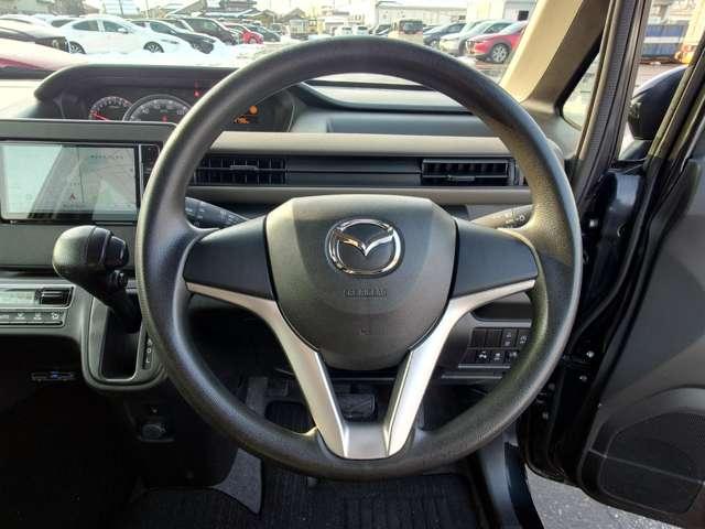 フレア ６６０　ハイブリッド　ＸＧ　レンタカーＵＰ　マニュアルエアコン　ブレーキサポート　パワーウィンドウ　フルセグＴＶ　パワーステアリング　バックカメラ　スマートキー　シートヒーター　盗難防止システム　メモリーナビ　禁煙車　キーレス（13枚目）