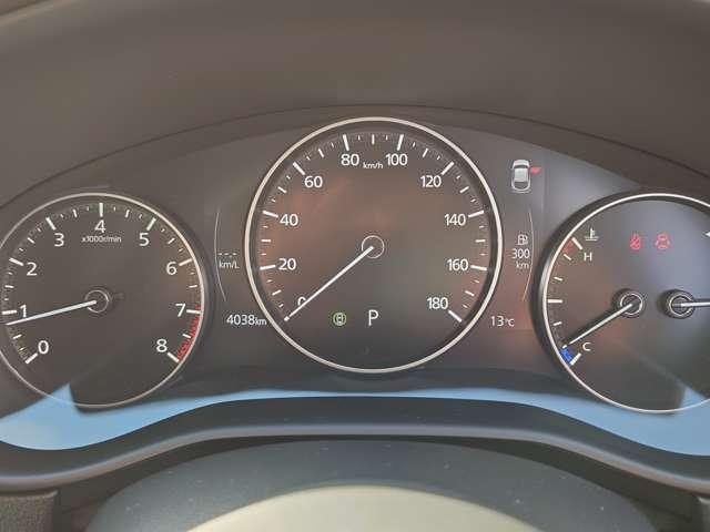 CX-30 2.0 20S ツーリング 4WD 試乗車UP AWD レーダークルーズコントロール 電動バックドア 運転席パワーシート スマートキー 禁煙 コーナーセンサー Bluetooth接続 アイドリングストップ LEDヘッドライト キーレス(8枚目)