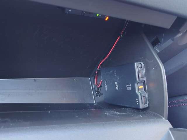 ＣＸ－５ ２．０　２０Ｓ　ブラックトーンエディション　メディアプレイヤー接続　横滑防止装置　ｂｌｕｅｔｏｏｔｈ　ワンオーナー車　Ｐセンサー　ＥＴＣ付き　メモリーナビ　オートエアコン　ｉ－ｓｔｏｐ　イモビライザー　ＵＳＢ　アルミホイール　キーレス　地デジ（15枚目）