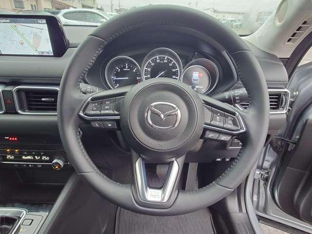 ＣＸ－５ ２．２　ＸＤ　ディーゼルターボ　オートハイビーム　ＵＳＢ接続　衝突安全ボディ　リアカメラ　追従クルコン　アイドリング　横滑り防止機能　ＬＥＤライト　パワステ　セキュリティ　サイドカメラ　ＡＢＳ　アルミホイール　サイドＳＲＳ　ナビ（13枚目）