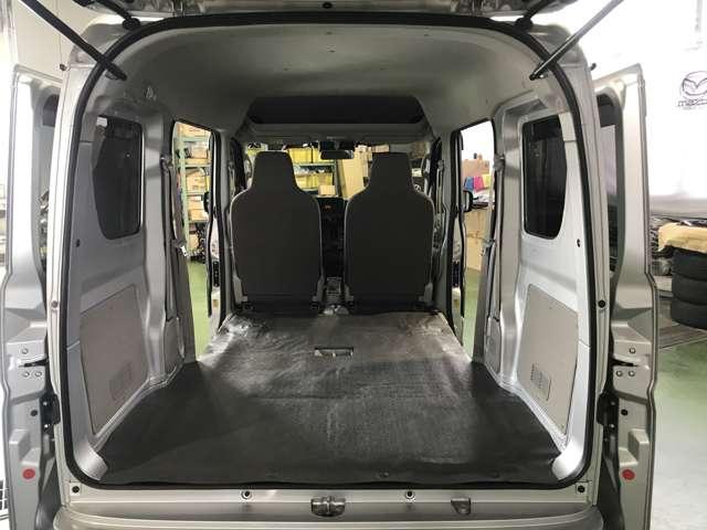 スクラム ６６０　ＰＣスペシャル　ハイルーフ　４ＷＤ　両側スライドドア　レーダーブレーキＳ　両側スライド　デュアルエアバッグ　横滑り防止　パワーウインドウ　ＡＣ　ＡＢＳ　パートタイム４ＷＤ　キーレス　ＥＴＣ　エアバック　パワーステアリング（16枚目）