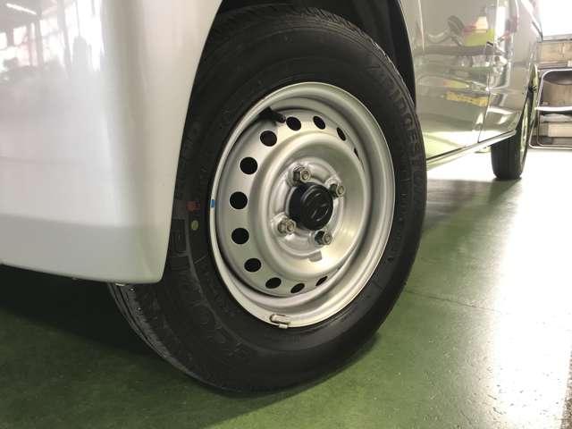 スクラム ６６０　ＰＣスペシャル　ハイルーフ　４ＷＤ　両側スライドドア　レーダーブレーキＳ　両側スライド　デュアルエアバッグ　横滑り防止　パワーウインドウ　ＡＣ　ＡＢＳ　パートタイム４ＷＤ　キーレス　ＥＴＣ　エアバック　パワーステアリング（19枚目）