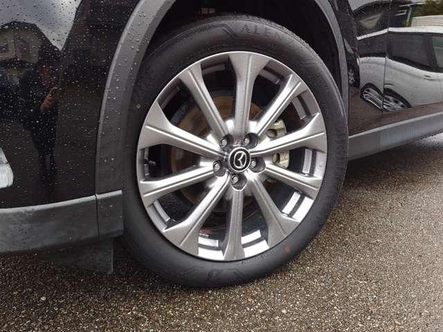 CX-60 3.3 XD Lパッケージ ディーゼルターボ 4WD パワーリアゲート Bカメラ 黒革シート LED 1オーナー テレビ AW ETC 4WD オートハイビーム スマートキー シートヒーター アイドリングストップ ターボ ミュージックプレイヤー接続可(18枚目)