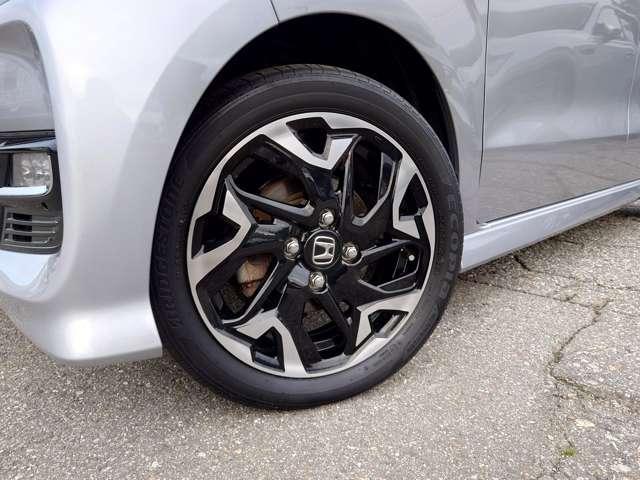 Ｎ－ＢＯＸカスタム カスタム　６６０　Ｇ　Ｌ　ターボ　ホンダセンシング　フルセ　両側ＰＷスライドドア　Ｂモニタ　レーダークルーズ　セキュリティー　ナビＴＶ　キーレスエントリー　ＶＳＡ　ＬＥＤランプ　助手席エアバック　ターボモデル　ＰＷ　サイドＳＲＳ　エアバック　アルミ（17枚目）