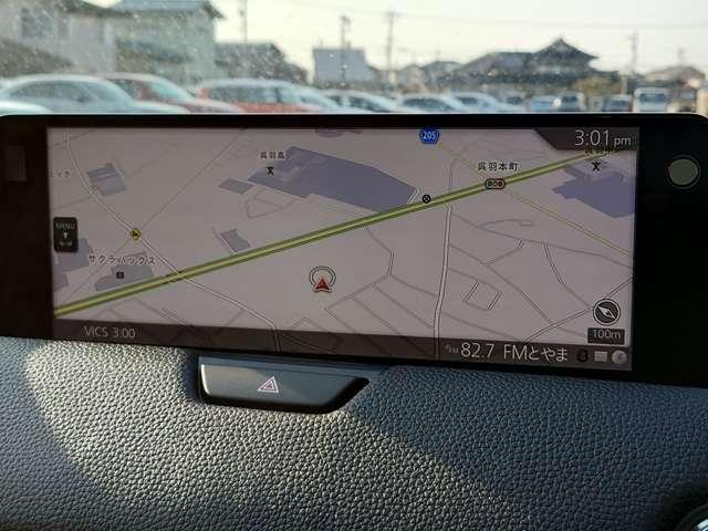 CX-80 2.5 PHEV Lパッケージ 4WD 試乗車UP パワーシート 電動リアゲート 全周囲カメラ 衝突被害軽減システム 革シート オートマチックハイビーム シートヒーター 3列シート バックカメラ アルミホイール フルセグ クリアランスソナー(9枚目)