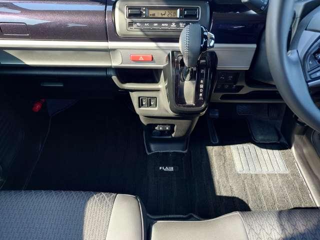 フレアワゴンカスタムスタイル 660 カスタムスタイル ハイブリッド XT 4WD デュアルブレーキサポート バックセンサー 盗難警報装置 LEDライト ターボ車 1オーナー 横滑り防止装置 ナビTV レーダークルーズコントロール オートエアコン ETC サイドエアバッグ 地デジ(12枚目)