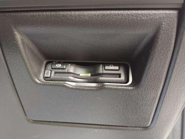 ＭＡＺＤＡ３ファストバック ２．０　２０Ｓ　ブラックトーンエディション　ＬＥＤライト　フルセグＴＶ　パワーシート　ＵＳＢ　コーナーセンサー　ＢＴ　シートヒーター　オートハイビーム　ＥＴＣ　ＤＶＤ　ＴＶ　アイドリングストップ　アルミホイール　ワンオーナー　スマートキー（15枚目）