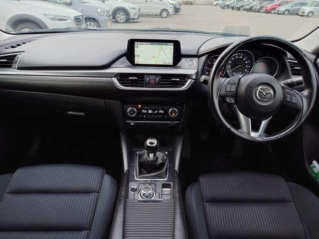 ���K�Ȏ�����Ԃ��L����܂��B�f�U�C�����Ƒ��쐫�𗼗������C���e���A�Ńh���C�o�[��O�������܂���