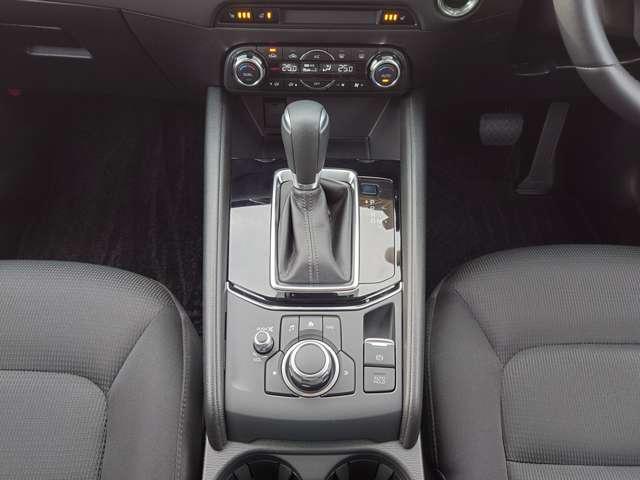 ＣＸ－５ ２．２　ＸＤ　プロアクティブ　ディーゼルターボ　４ＷＤ　衝突軽減ブレ－キ　ＰＷシート　アダプティブクルーズ　ＵＳＢ接続　フルセグテレビ　ＢＴオーディオ　アイドリングストップ　ＬＥＤヘッドライト　Ｂカメラ　シートヒーター　サイドカメラ　４ＷＤ　ＴＶナビ（12枚目）