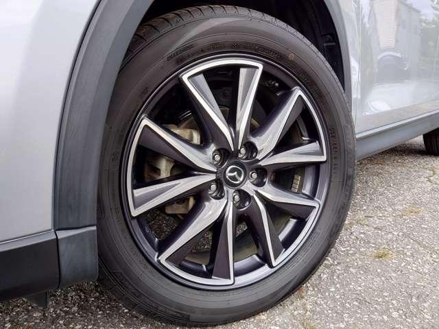 ＣＸ－５ ２．２　ＸＤ　プロアクティブ　ディーゼルターボ　４ＷＤ　衝突軽減ブレ－キ　ＰＷシート　アダプティブクルーズ　ＵＳＢ接続　フルセグテレビ　ＢＴオーディオ　アイドリングストップ　ＬＥＤヘッドライト　Ｂカメラ　シートヒーター　サイドカメラ　４ＷＤ　ＴＶナビ（18枚目）