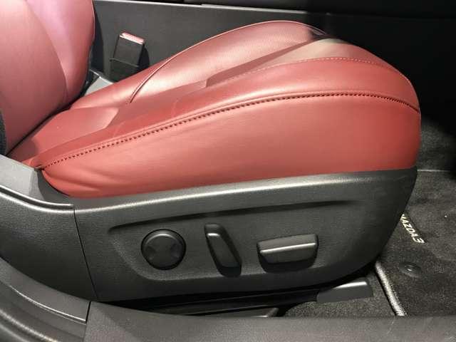 �^�]�Ȃ͍��ʂ̏㉺�������ł��K�؂ȃh���C�r���O�|�W�V�����ŉ^�]�ł��܂����