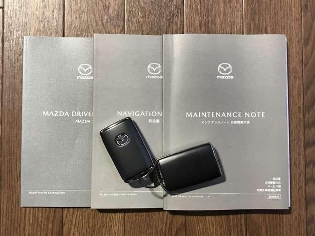 �戵���������蒠�����Ă���܂�����������h�A�̊J���{�����o����֗��ȃL�[���X�𑕔����Ă��܂��B