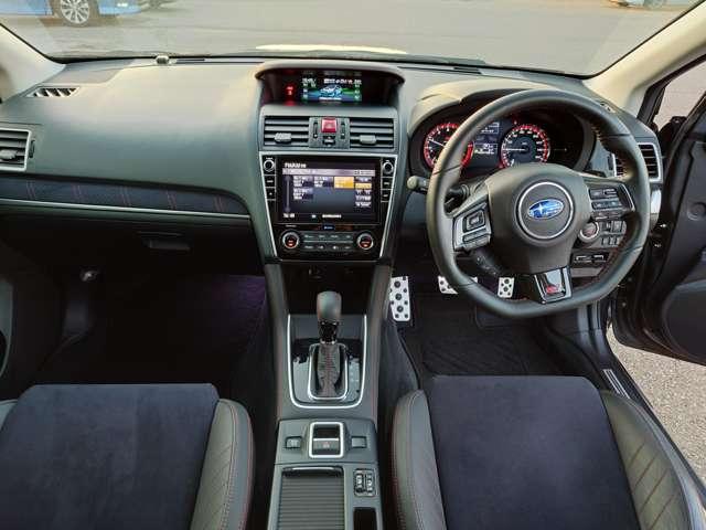 レヴォーグ ２．０　ＳＴＩ　スポーツ　アイサイト　ブラック　セレクション　アルミホイール　クリアランスソナー　アダプティブクルーズコントロール　Ｂモニター　シートヒータ　ＬＥＤヘッド　Ｐシート　ＶＤＣ　地デジ　スマートキー　ＤＶＤ　ＡＷＤ　ワンオーナー　ターボ　ナビＴＶ（7枚目）