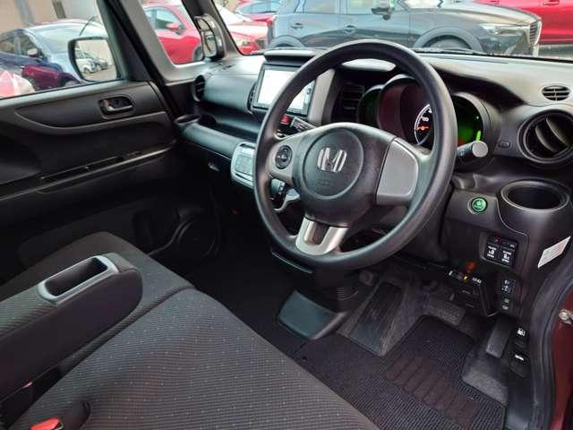 N-BOX 660 G SSパッケージ W電動ドア ブレーキサポート ダブルエアバック メモリーインターナビ TVナビ サイドカーテンエアバック イモビ 1セグTV スマートキー&プッシュスタート ETC付き フルオートエアコン 横滑防止(6枚目)