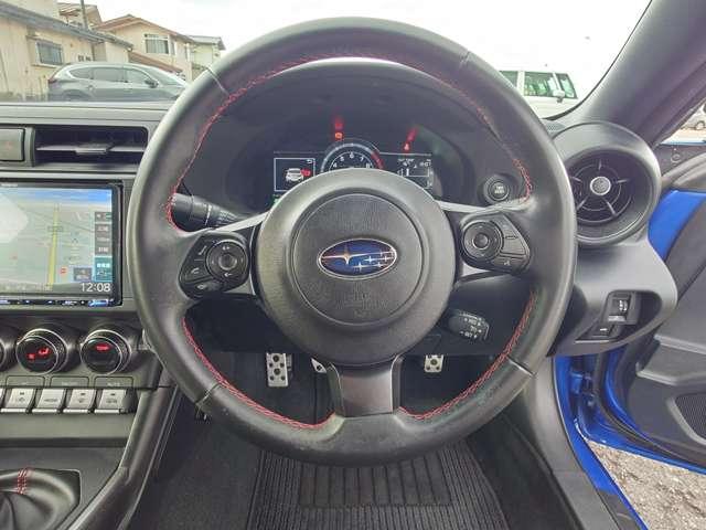 BRZ 2.4 R スマートキープッシュスタート オートクルーズコントロール キーレスエントリー イモビライザー 地デジ フルオートエアコン メモリーナビ LEDヘッドランプ パワーウィンドウ DVD再生 アルミホイール(13枚目)