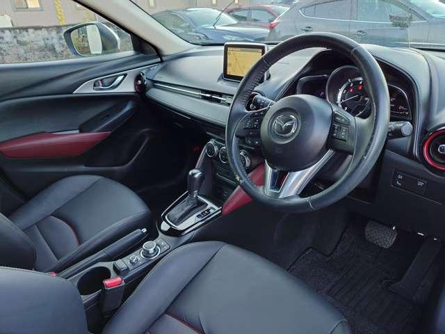 ＣＸ－３ １．５　ＸＤ　ツーリング　ディーゼルターボ　地デジ　サイドエアバック　オートクルーズコントロール　ブルートゥース　パワーウィンドウ　アルミホイール　パワーステアリング　ＥＴＣ車載器　ＡＵＸ　ＴＶナビ　横滑り防止システム　衝突安全ボディ　エアコン（6枚目）