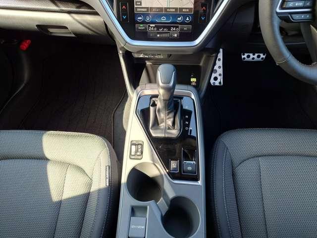 クロストレック 2.0 リミテッド 4WD AW 衝突軽減 イモビライザー 1オーナ ESC ETC車載器 LEDヘットランプ キーレスエントリー AUX サイドエアバッグ オートエアコン シートヒータ AWD メモリーナビ パワーシート(12枚目)