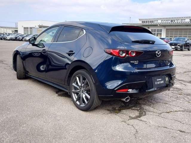 ＭＡＺＤＡ３ファストバック １．８　ＸＤ　プロアクティブ　ツーリング　セレクション　ディ　衝突軽減システム　シートヒータ　オートハイビーム　ＥＴＣ車載器　横滑防止　ＭＲＣＣ　オートエアコン　ＡＷＤ　ＬＥＤヘッドライト　Ｐシート　スマートキ　ＴＶ　ＤＶＤ　バックカメラ　アイスト　キーフリー（4枚目）