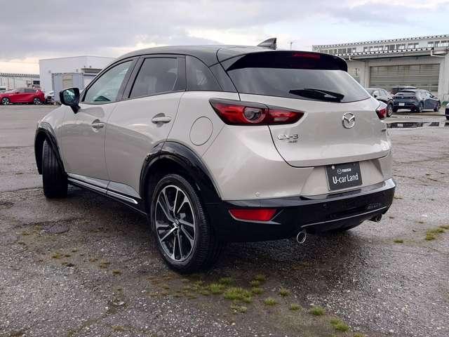 ＣＸ－３ １．８　ＸＤ　ビビッド　モノトーン　ディーゼルターボ　４ＷＤ　試乗車ＵＰ　（4枚目）
