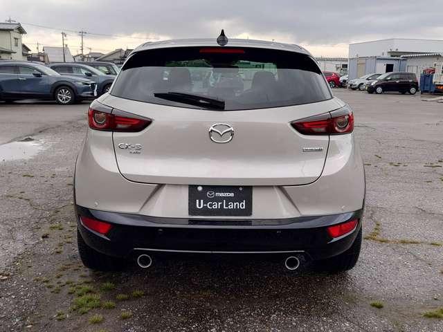 ＣＸ－３ １．８　ＸＤ　ビビッド　モノトーン　ディーゼルターボ　４ＷＤ　試乗車ＵＰ　（5枚目）