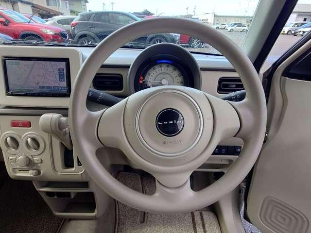 アルトラパン ６６０　Ｌ　前後誤発進抑制　シートヒーター付　ナビ＆ＴＶ　横滑り防止装置付き　エネチャージ　運転席助手席エアバッグ　プッシュスタートスマートキー　イモビライザー　ワンオーナー車　キーレスエントリーシステム　ＰＷ（12枚目）