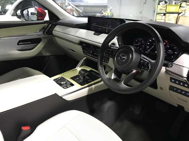 ＣＸ－８０ ３．３　ＸＤハイブリッド　プレミアム　モダン　ディーゼルター　盗難防止装置付　衝突被害軽減ブレーキ　全周囲カメラ　アダプティブクルーズコントロール　革シート　３列シート　バックカメラ　電動シート　シートヒーター　４ＷＤ　サンルーフ（7枚目）