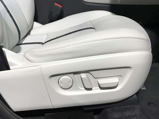 ＣＸ－８０ ３．３　ＸＤハイブリッド　プレミアム　モダン　ディーゼルター　盗難防止装置付　衝突被害軽減ブレーキ　全周囲カメラ　アダプティブクルーズコントロール　革シート　３列シート　バックカメラ　電動シート　シートヒーター　４ＷＤ　サンルーフ（15枚目）