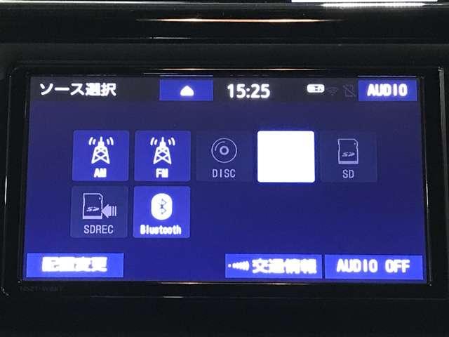 ノア １．８　ハイブリッド　Ｇ　ＰＳＤ　スマキー　ＰＳ　シ－トヒ－タ－　フルセグテレビ　オートクルーズ　ＬＥＤヘッドライト　盗難防止　ＴＶナビ　ＥＴＣ　メモリーナビ　ＡＷ　横滑り防止　３列シート　ＡＢＳ　キーレスエントリー　ＡＡＣ（10枚目）