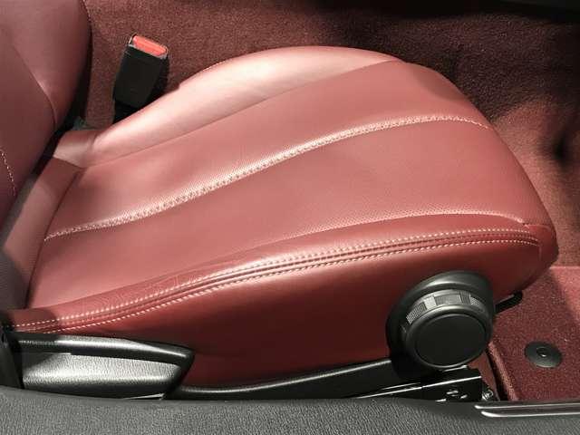 ロードスター 1.5 100周年 特別記念車 MTモード付 LEDヘッドライト アルミ オートエアコン クルコン 本革シート ETC スマキー シートヒーター ナビTV メモリーナビ アイドリングストップ 横滑り防止機能 バックモニター付き(15枚目)