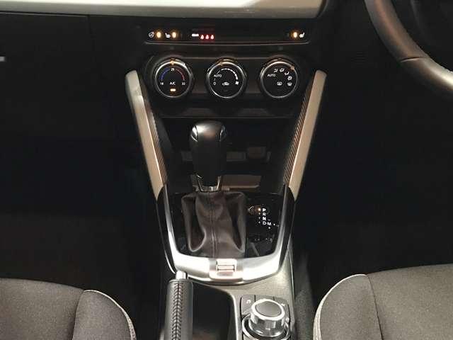 ＭＡＺＤＡ２ １．５　１５ＢＤ　ｉ　セレクション　ＭＴモード付　バックモニター　ＤＳＣ　衝突軽減ブレーキ　アイドリングストップ　スマートキー　ＥＴＣ　ＬＥＤライト　Ｓヒーター（12枚目）