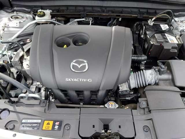 ２．０　ナチュラル　モノトーン　４ＷＤ　３６０度ビューモニター　フルセグ　ＬＥＤライト　シートヒーター　ＥＴＣ　パワーシート　レーダークルーズ　ＵＳＢ（画像17）
