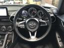 ご覧のようにステアリングスイッチが付いており、ハンドルから手を離さずに簡単なオーディオ操作が容易にできます☆