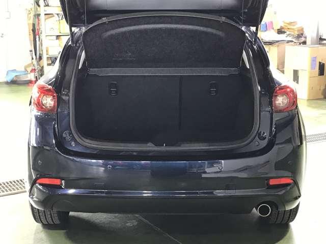 アクセラスポーツ 1.5 15S プロアクティブ 4WD MTモード付 アルミホイール アイドリングストップ LEDヘッドライト 横滑り防止装置 バックカメラ レーダークルーズ 衝突被害軽減システム 4WD スマートキー 前席シートヒーター 地デジチューナー(16枚目)