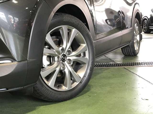 ＣＸ－３０ ２．０　２０Ｓ　Ｌパッケージ　ＭＴモード付　スマートブレーキ　本革シート　地デジ　アドバンストキー　ナビＴＶ　横滑り防止装置　ＬＥＤヘッドライト　シートヒーター　パワーシート　ＥＴＣ　メモリーナビ　ＡＷ　イモビライザー　エアバッグ（19枚目）