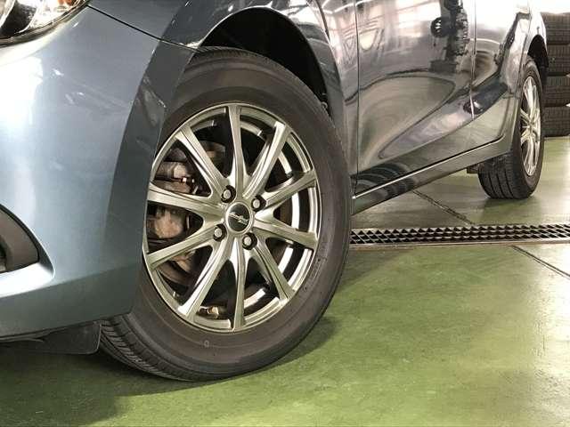 ������̓X�^�C���b�V���ȃA���~�z�C�[���𑕒����Ă���܂���