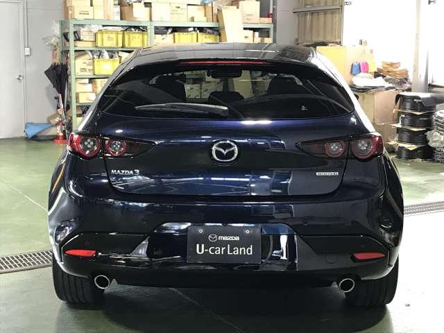 ＭＡＺＤＡ３ファストバック １．５　１５Ｓ　ツーリング　ＭＴモード付　フルセグテレビ　アダプティブクルーズ　ＥＴＣ車載器　ＬＥＤヘッド　横滑り防止システム　イモビ　エアコン　アルミホイール　カーテンエアバッグ　メモリナビ　キーレスゴー　ナビＴＶ　ＡＢＳ（6枚目）
