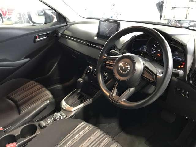 ＭＡＺＤＡ２ １．５　１５Ｓ　スマート　エディション　ＭＴモード付　ＷＡＢ　セキュリティアラーム　地デジ　エアバック　ＬＥＤヘッドランプ　メモリーナビゲーション　サイドエアバック　スマートキー　アイドリングストップ　パワステ　バックカメラ　フロントカメラ（7枚目）