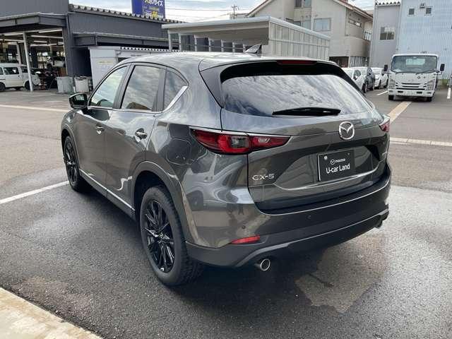 ＣＸ－５ ２．０　２０Ｓ　ブラックトーンエディション　ＭＴモード付　ＬＥＤヘッドランプ　アダクティブクルーズコントロール　パワーシート　フルセグ　アルミホイール　スマートキー　ｉ－ｓｔｏｐ　バックカメラ　サイドエアバッグ　オートエアコン　横滑り防止装置（2枚目）
