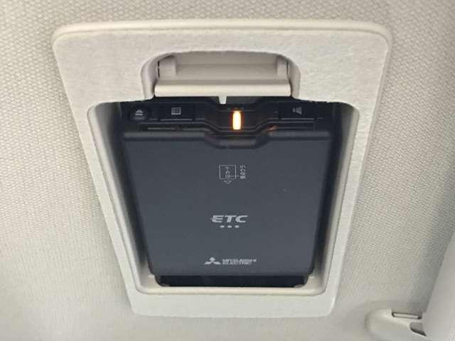 ＣＸ－３ １．５　１５Ｓ　ツーリング　ＭＴモード付　ＬＥＤランプ　ＥＴＣ付き　Ｒカメラ　オートエアコン　ｉ－ｓｔｏｐ　スマートキー　地デジ　盗難防止システム　ＤＳＣ　メモリーナビ　サイドエアバッグ　フロントカメラ　アルミ　エアバッグ　ＰＳ（16枚目）