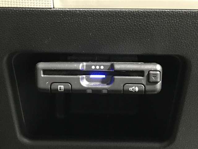 ムーヴキャンバス 660 G メイクアップVS SAIII PSD i-stop プッシュスタートスマートキー アラウンドビュー 追突被害軽減ブレーキ ナビ&TV 盗難防止アラーム シートヒータ ETC車載器 地デジ エアバック LED キーフリー ABS(16枚目)