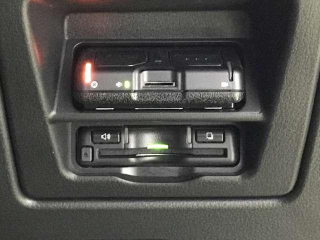 ＣＸ－６０ ３．３　ＸＤ　エクスクルーシブ　モード　ディーゼルターボ　４　盗難防止装置付　アイスト　ムーンルーフ　衝突軽減ブレーキ　エアコン　地デジ　レザー　ＬＥＤライト　ＡＢＳ　ＥＴＣ　スマートキー　パワーシート　４ＷＤ　盗難防止装置　メモリーナビ　キーレス　ターボ（16枚目）