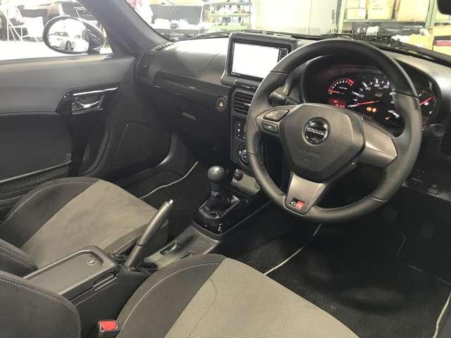 コペン GR スポーツ 660 盗難防止装置付 パワーウィンドー エアコン セキュリティ 地デジ スマキー ETC車載器 パワーステアリング ESC ターボ エアバック AW キーレス ABS メモリーナビ ナビ・TV(7枚目)