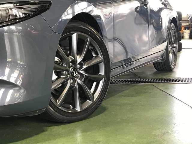 MAZDA3ファストバック 2.0 20S Lパッケージ MTモード付 追従クルコン 地デジチューナー 衝突軽減システム アイドリングストップ 黒革シート ETC車載器 バックカメラ メモリーナビ WAB LEDヘッドライト アドバンストキー ABS アルミ(19枚目)