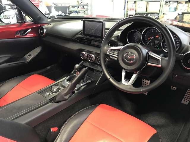 ロードスター １．５　Ｓ　スペシャルパッケージ　盗難防止装置付　ＰＷ　地デジフルセグ　インテリキー　助手席エアバッグ　ＡＷ　ナビ＆ＴＶ　エアバック　ＤＳＣ　キーレス　サイドエアバッグ　ＰＳ　メモリーナビ　ＬＥＤヘッドライト　ＥＴＣ　ＡＢＳ　盗難防止（7枚目）