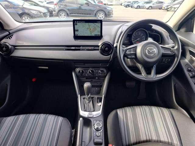 ���K�Ȏ�����Ԃ��L����܂��B�f�U�C�����Ƒ��쐫�𗼗������C���e���A�Ńh���C�o�[��O�������܂���