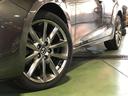 こちらはスタイリッシュな純正アルミホイールを装着しております☆
