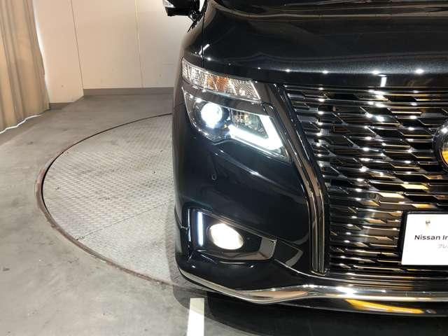 エルグランド ２５０ハイウェイスターＳ　アーバンクロム　２．５　２５０ハイウェイスターＳ　アーバンクロム　インテリジェントクルーズコントロール（18枚目）