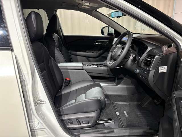 エクストレイル １．５　Ｇ　ｅ－４ＯＲＣＥ　４ＷＤ　試乗車　アダプティブＬＥＤ　ルーフレール（6枚目）