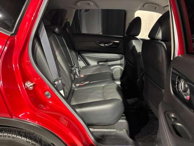 エクストレイル ２０Ｘｉ　Ｖセレクション　２列車　４ＷＤ　純正９インチナビ　プロパイロット　ＡＶＭ（7枚目）